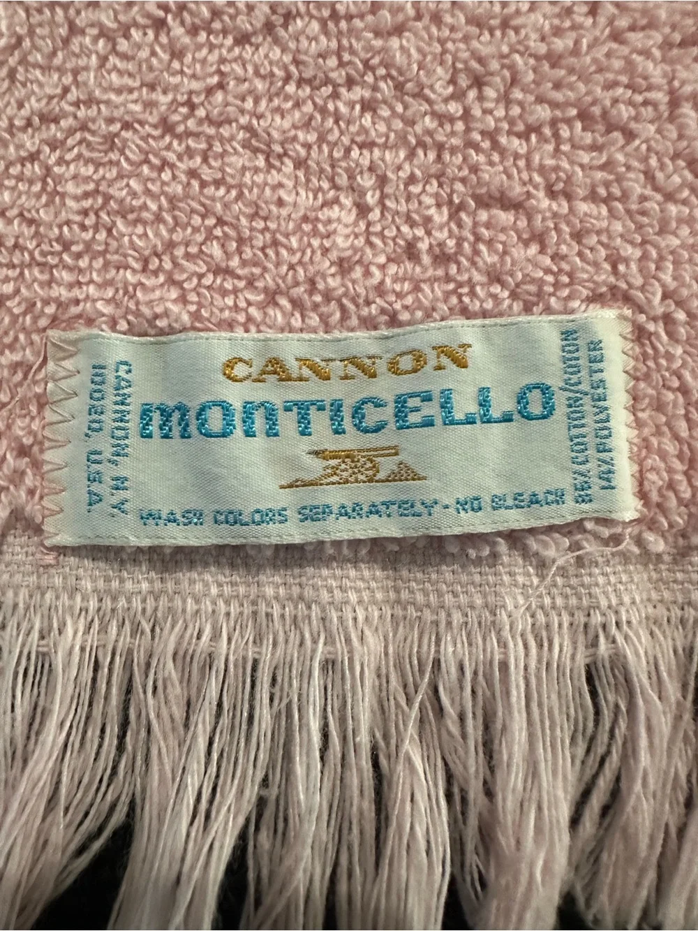 Vintage Cannon Monticello “Santa Cruz” Pink Bath Towel Excellent Vtg condition